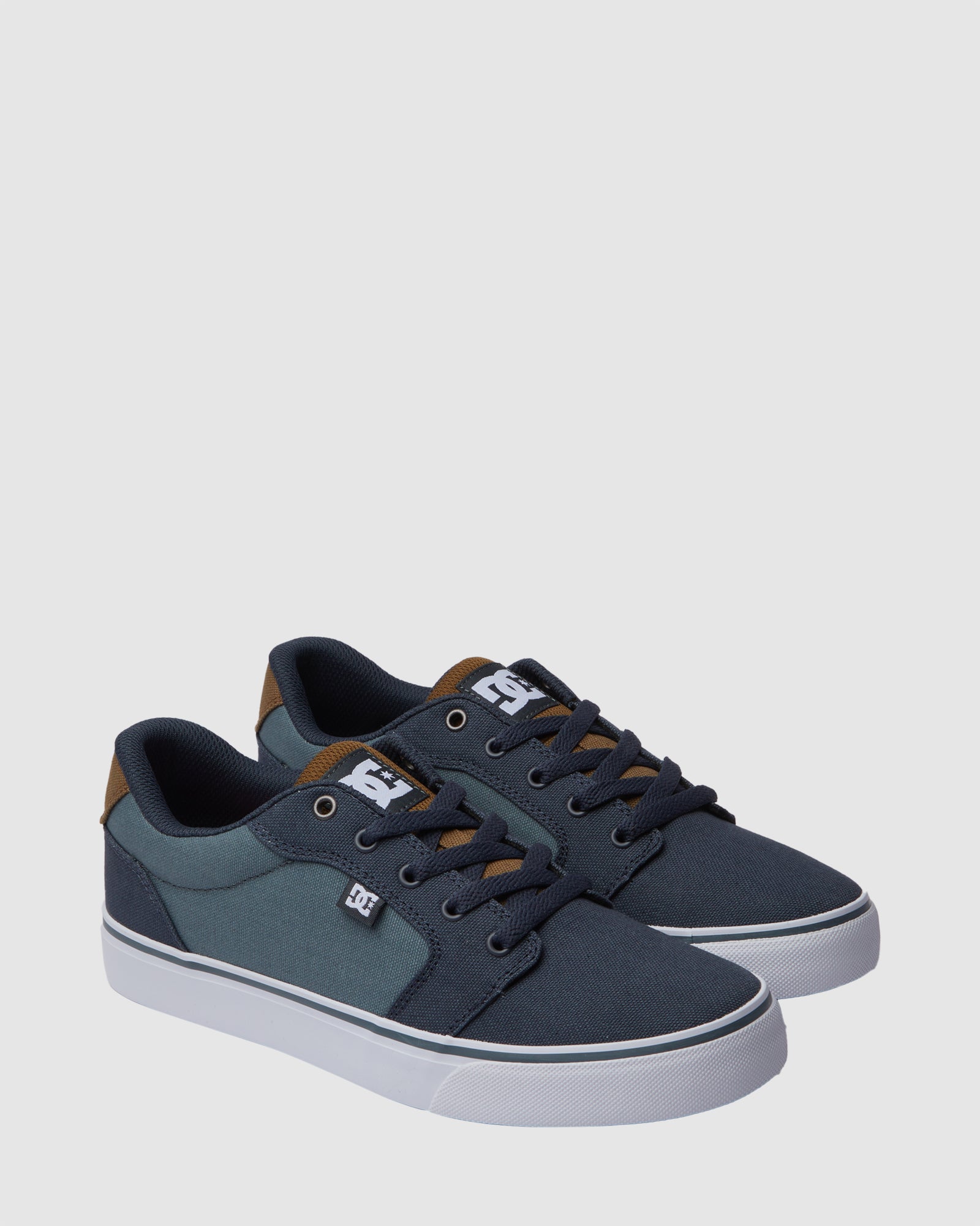 Dc shoes canvas hotsell